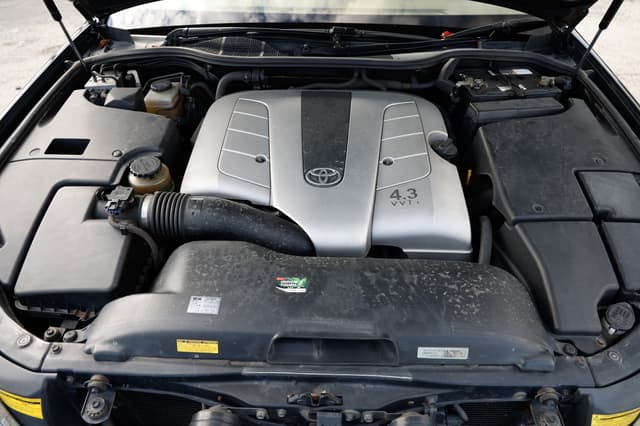 2000 Toyota Celsior JDM car for sale — photo 23 of 25
