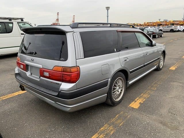 1997 Nissan Stagea JDM car for sale — photo 4 of 12