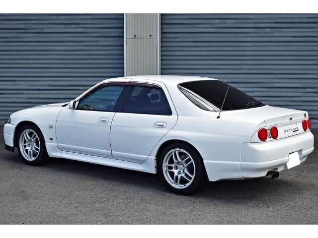 1998 Nissan Skyline JDM car for sale — photo 12 of 14