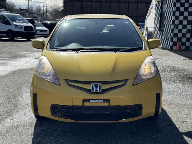 2009 Honda Fit JDM car for sale — photo 2 of 19