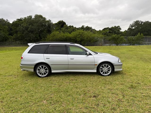 1998 Toyota Caldina JDM car for sale — photo 4 of 25