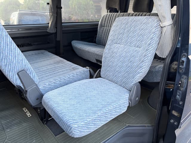 1996 Mitsubishi Delica JDM car for sale — photo 15 of 24