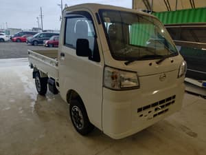 2025 Daihatsu Hijet JDM car for sale
