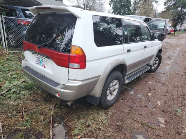 1998 Mitsubishi Challenger JDM car for sale — photo 3 of 8