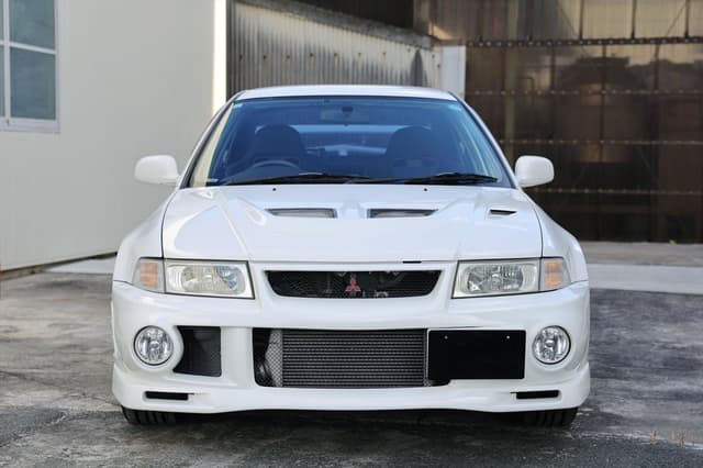 1999 Mitsubishi Lancer Evolution JDM car for sale — photo 2 of 21