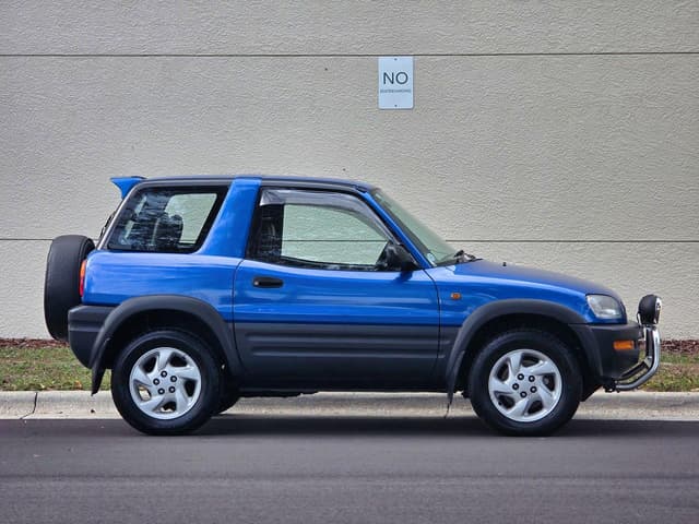 1996 Toyota RAV4 JDM car for sale — photo 8 of 10