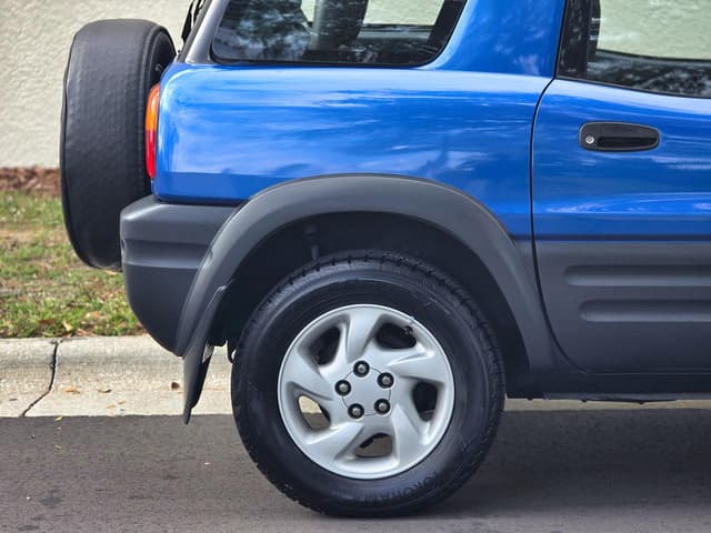 1996 Toyota RAV4 JDM car for sale — photo 9 of 10