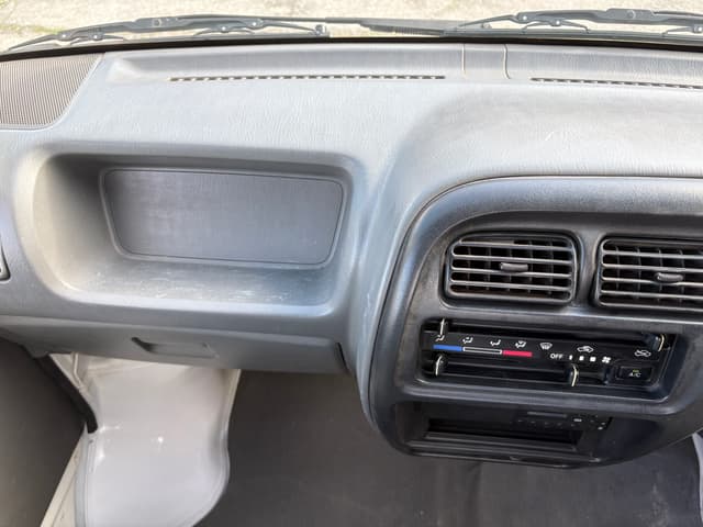 1999 Suzuki Carry JDM car for sale — photo 23 of 25