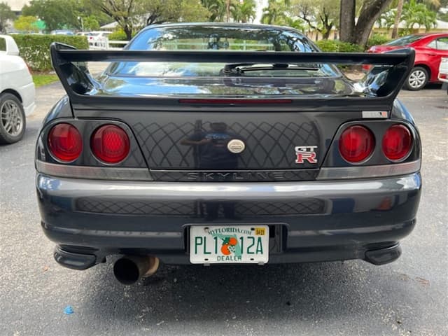 1995 Nissan Skyline JDM car for sale — photo 6 of 17