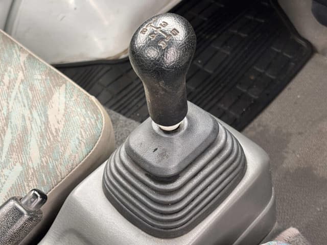 1999 Mazda Scrum JDM car for sale — photo 12 of 24
