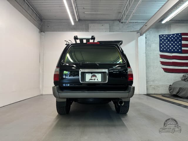 1999 Toyota Hilux Surf JDM car for sale — photo 17 of 25