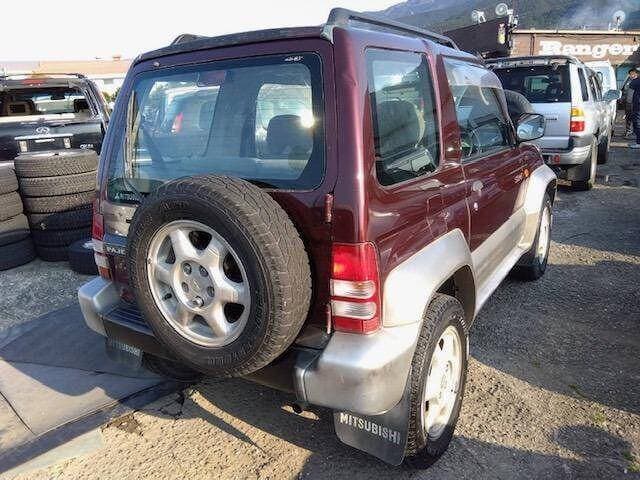 1996 Mitsubishi Pajero JDM car for sale — photo 5 of 6