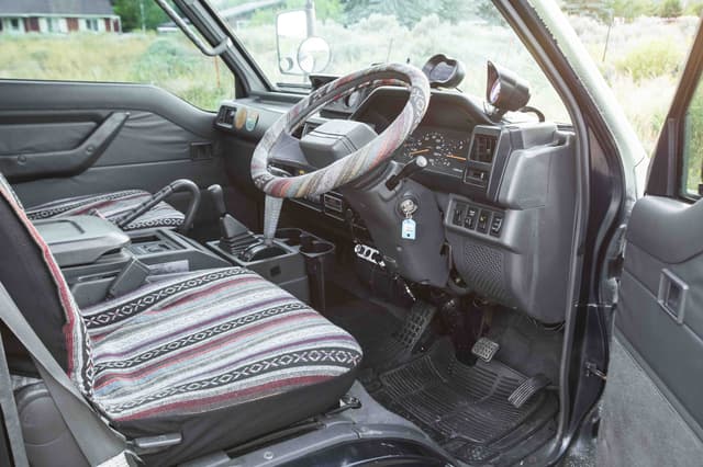 1995 Mitsubishi Delica JDM car for sale — photo 19 of 25