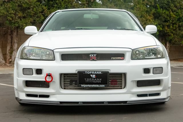 1999 Nissan Skyline JDM car for sale — photo 4 of 25