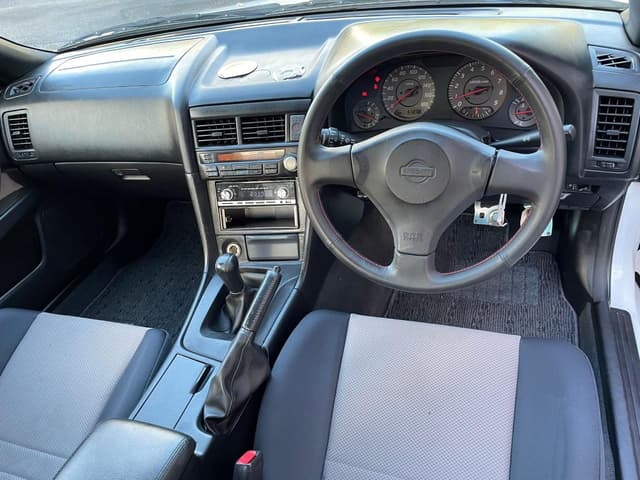 1998 Nissan Skyline JDM car for sale — photo 22 of 25