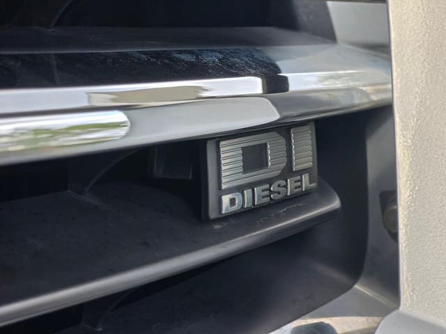 1999 Mitsubishi Pajero JDM car for sale — photo 7 of 25