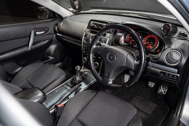 2005 Mazda Atenza JDM car for sale — photo 19 of 20