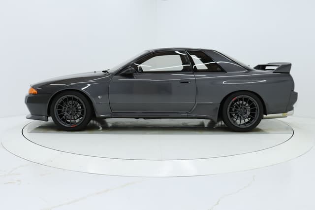 1991 Nissan Skyline JDM car for sale — photo 7 of 25