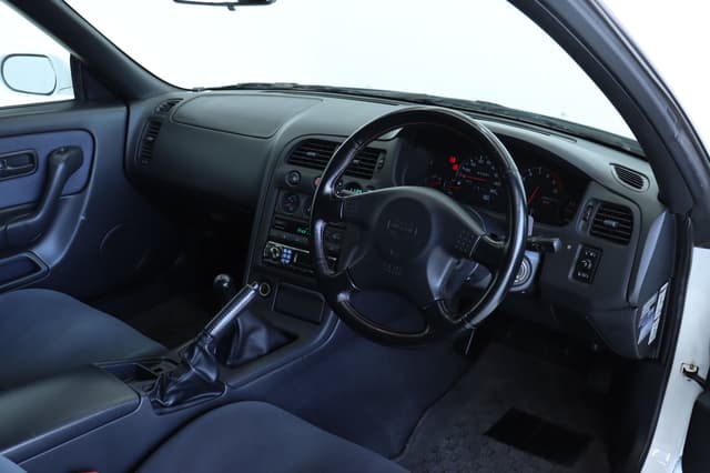 1996 Nissan Skyline JDM car for sale — photo 8 of 25