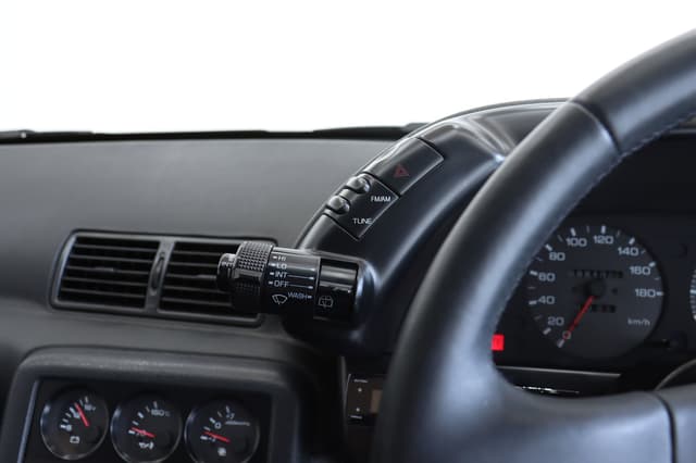 1994 Nissan Skyline JDM car for sale — photo 23 of 25