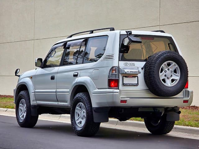 2000 Toyota Land Cruiser Prado JDM car for sale — photo 10 of 25