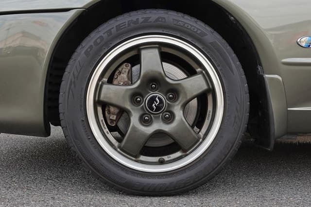 1992 Nissan Skyline JDM car for sale — photo 21 of 25