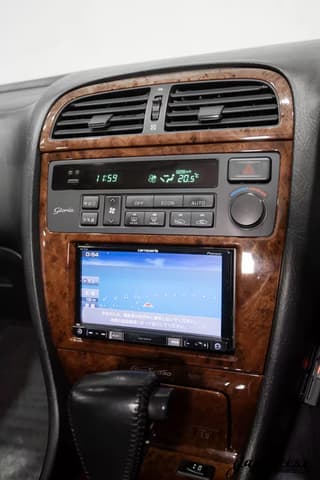 1998 Nissan Gloria JDM car for sale — photo 10 of 25