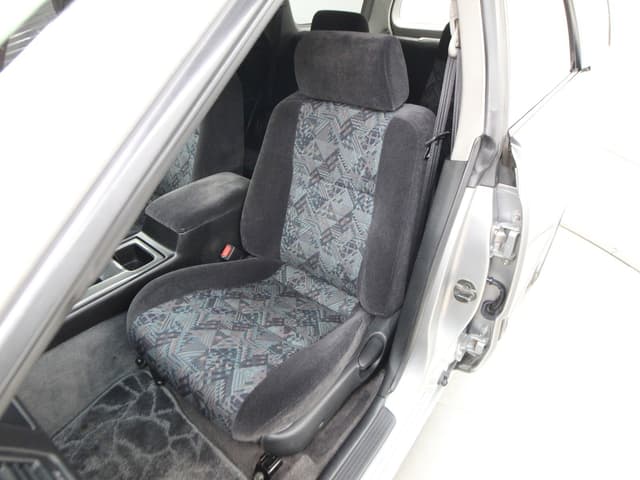 1996 Nissan Stagea JDM car for sale — photo 17 of 25