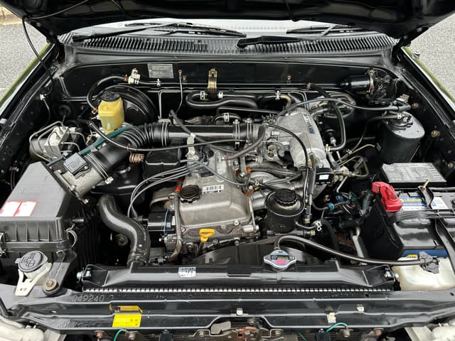 1998 Toyota Hilux Surf JDM car for sale — photo 9 of 20