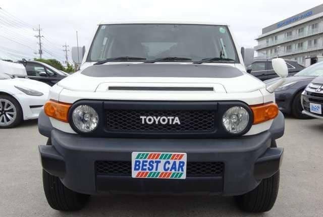 2011 Toyota Fj Cruiser JDM car for sale — photo 2 of 25