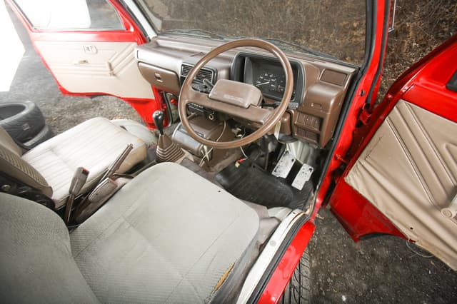 1991 Daihatsu Hijet JDM car for sale — photo 5 of 6