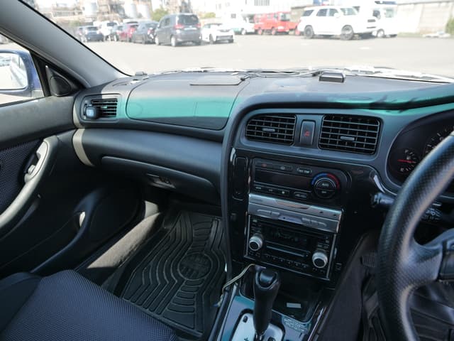 2000 Subaru Legacy JDM car for sale — photo 13 of 21