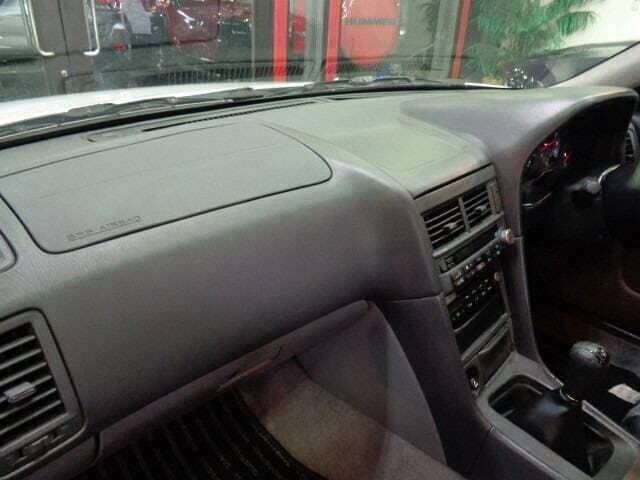 2000 Nissan Skyline JDM car for sale — photo 4 of 12