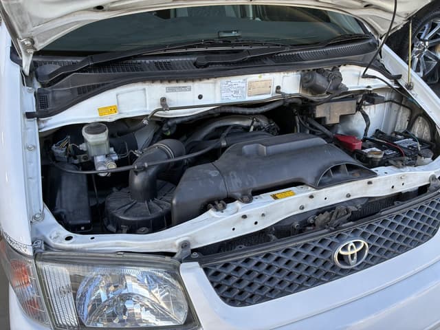 1997 Toyota Regius JDM car for sale — photo 13 of 13