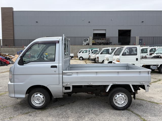 2000 Daihatsu Hijet JDM car for sale — photo 4 of 25