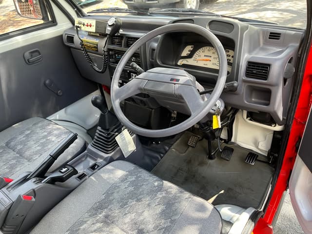 1995 Mitsubishi Minicab JDM car for sale — photo 11 of 18