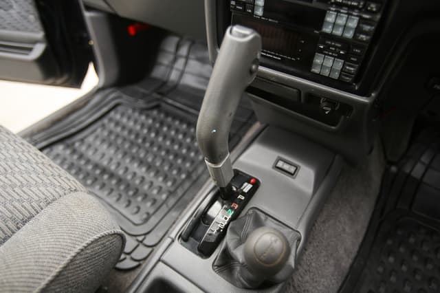 1995 Toyota Hilux JDM car for sale — photo 22 of 25