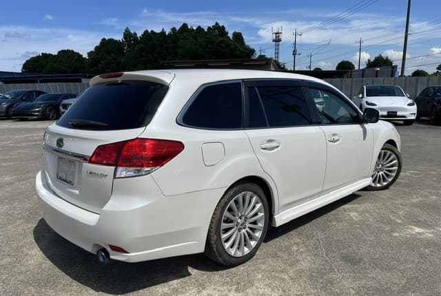 2011 Subaru Legacy JDM car for sale — photo 2 of 25