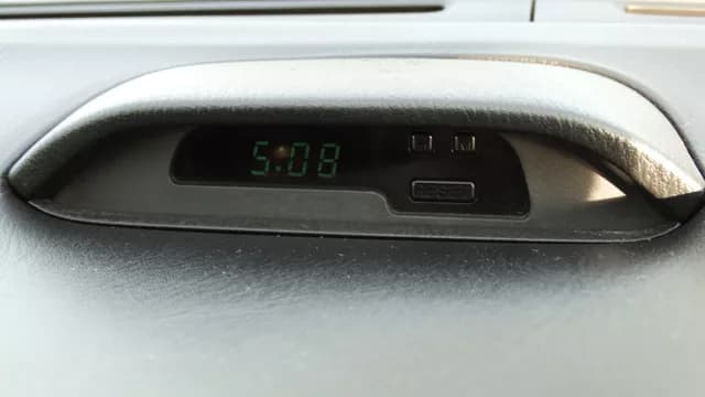 2000 Nissan Stagea JDM car for sale — photo 16 of 25