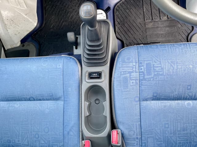 2000 Mitsubishi Minicab JDM car for sale — photo 24 of 25
