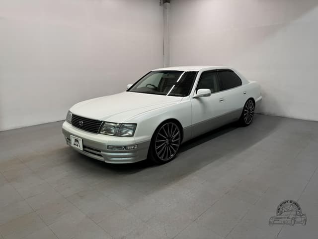 1995 Toyota Celsior JDM car for sale — photo 2 of 25