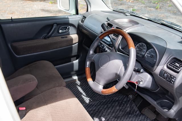 2001 Suzuki Wagon R JDM car for sale — photo 9 of 14