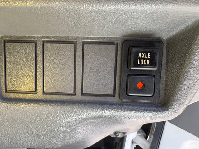 1997 Suzuki Carry JDM car for sale — photo 21 of 25