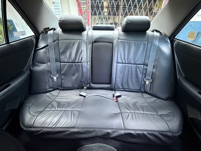 1998 Toyota Altezza JDM car for sale — photo 14 of 16