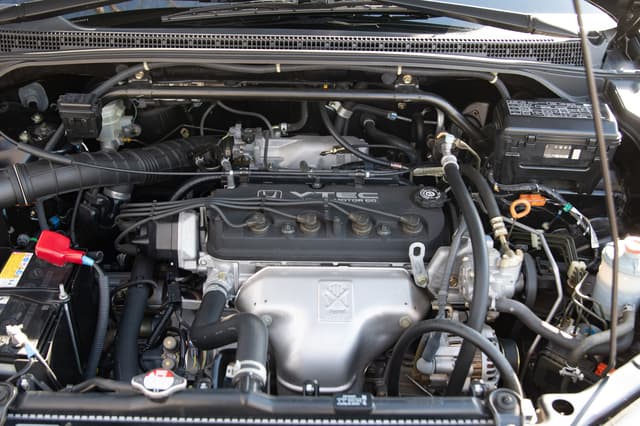 1999 Honda Odyssey JDM car for sale — photo 13 of 15