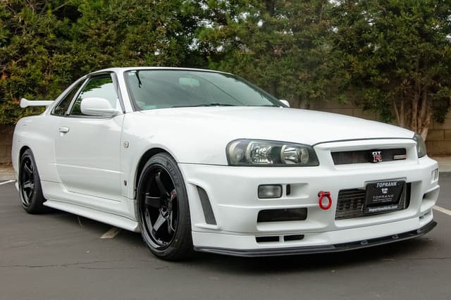 1999 Nissan Skyline JDM car for sale — photo 16 of 25