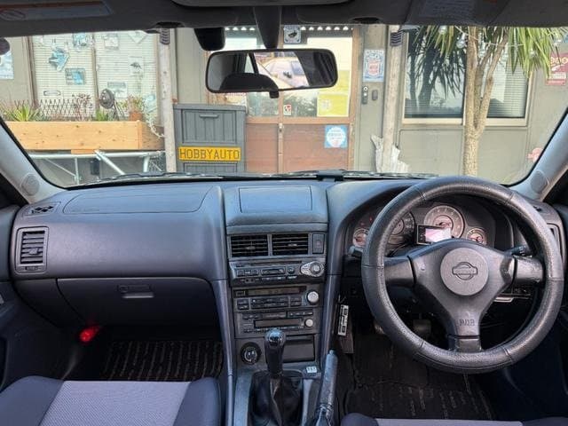 1998 Nissan Skyline JDM car for sale — photo 17 of 25