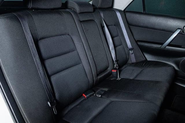2005 Mazda Atenza JDM car for sale — photo 14 of 15