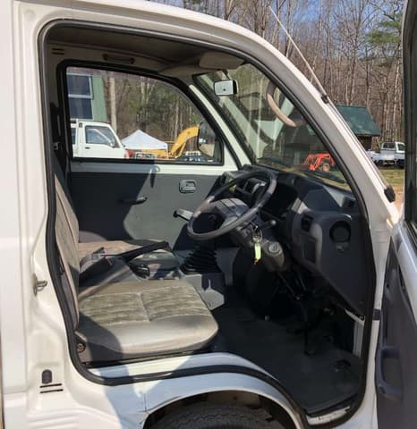 1998 Mitsubishi Minicab JDM car for sale — photo 16 of 25