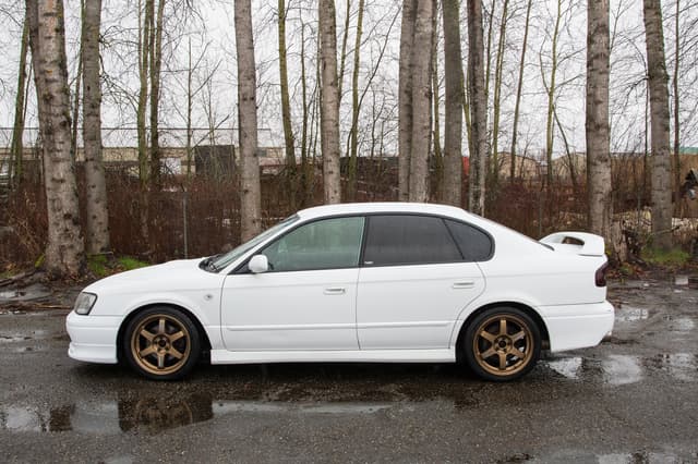 2000 Subaru Legacy JDM car for sale — photo 12 of 14